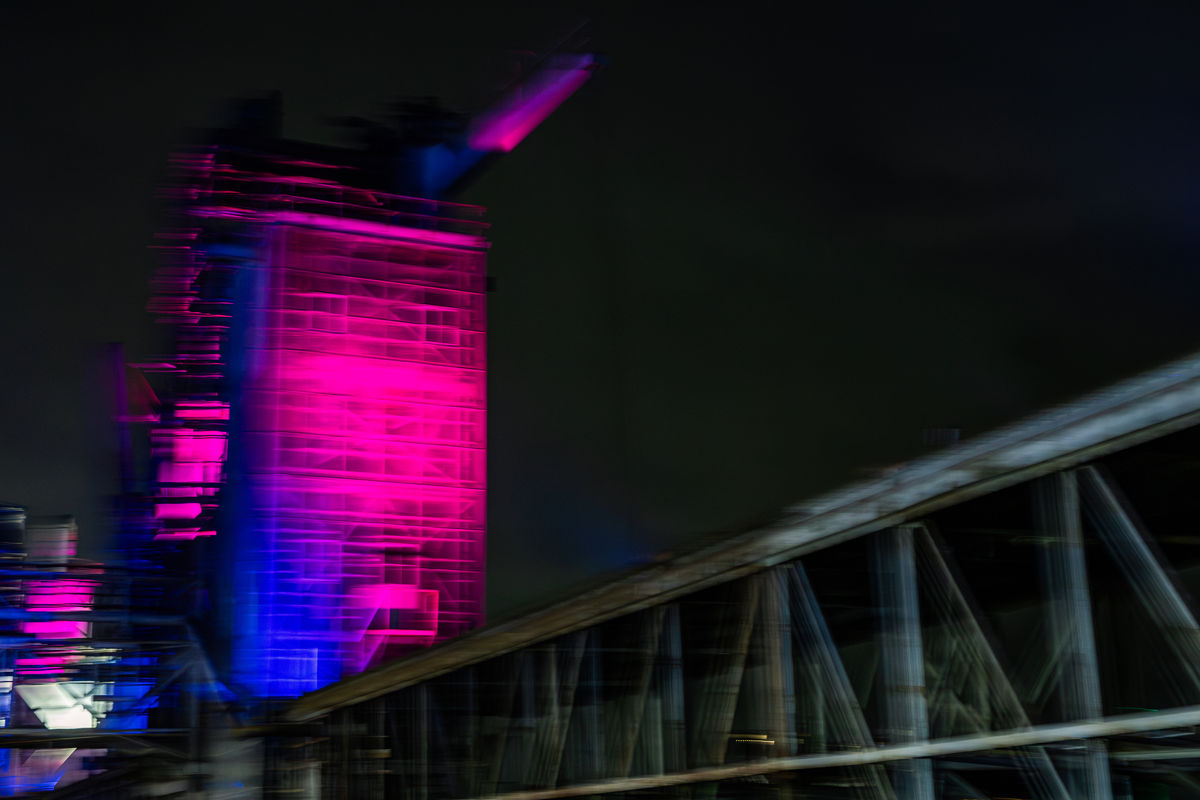 Loading... just a sec